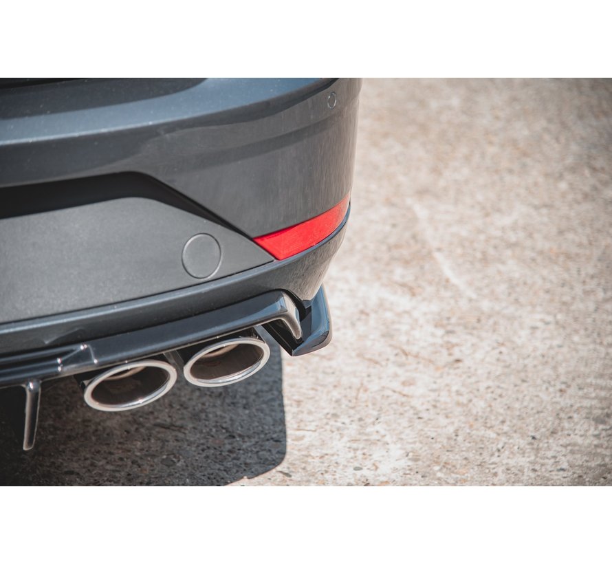 Maxton Design REAR SIDE SPLITTERS V.2 Seat Leon Cupra ST Mk3 FL