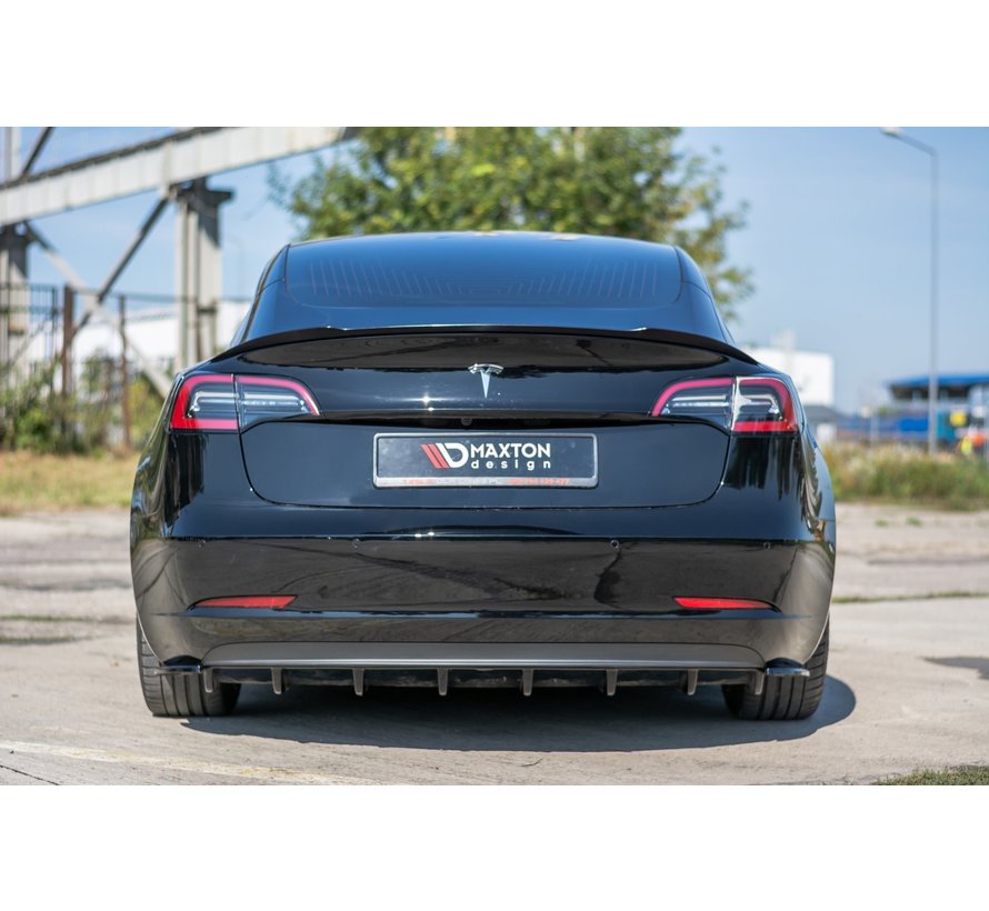 Maxton Design REAR DIFFUSER Tesla Model 3