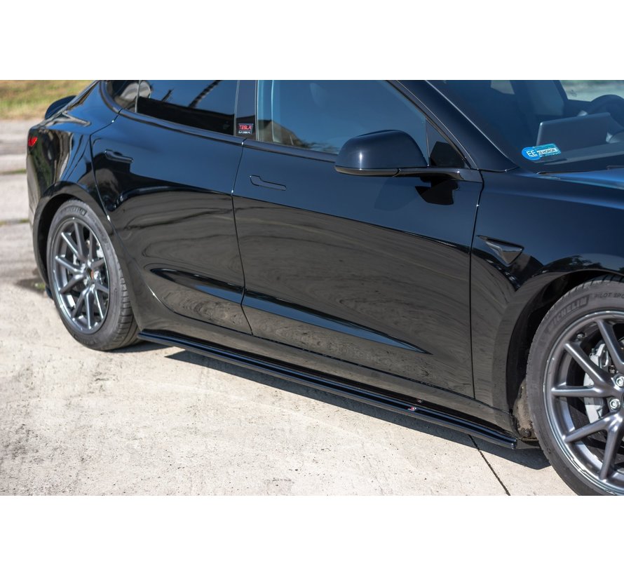 Maxton Design SIDE SKIRTS DIFFUSERS  Tesla Model 3