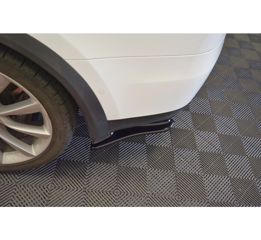 Maxton Design REAR SIDE SPLITTERS V.1 TESLA MODEL X