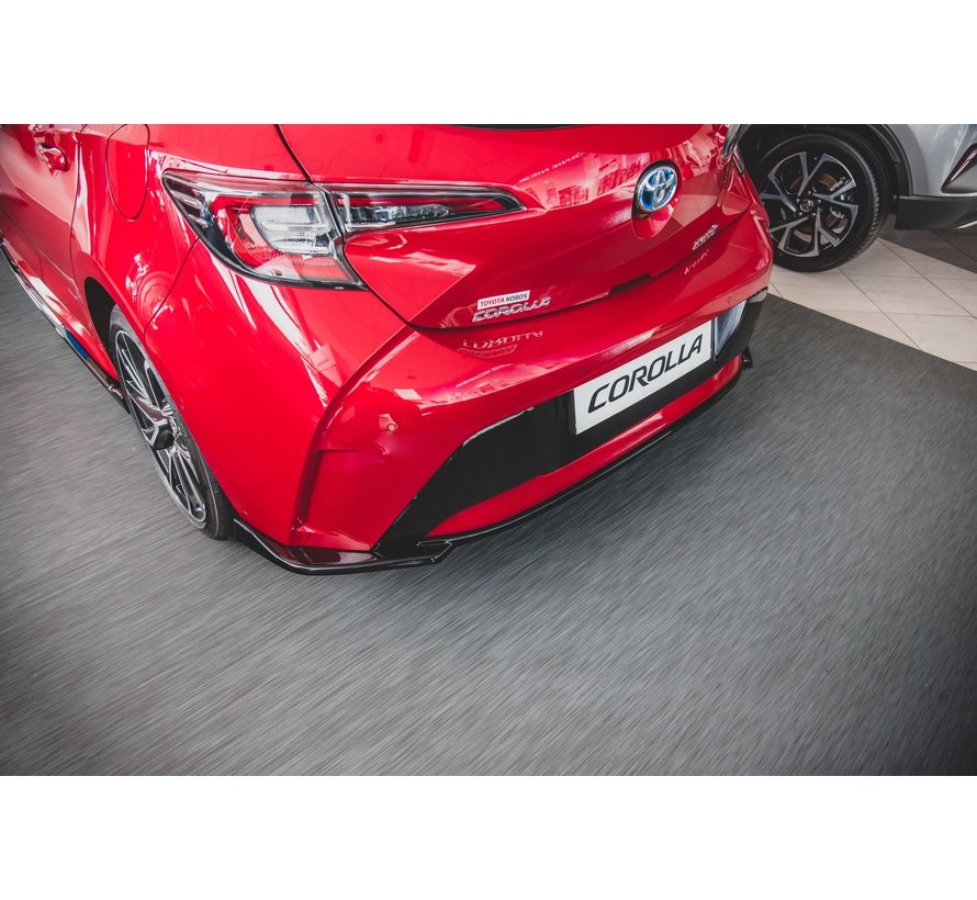 Maxton Design CENTRAL REAR DIFFUSER Toyota Corolla XII Hatchback