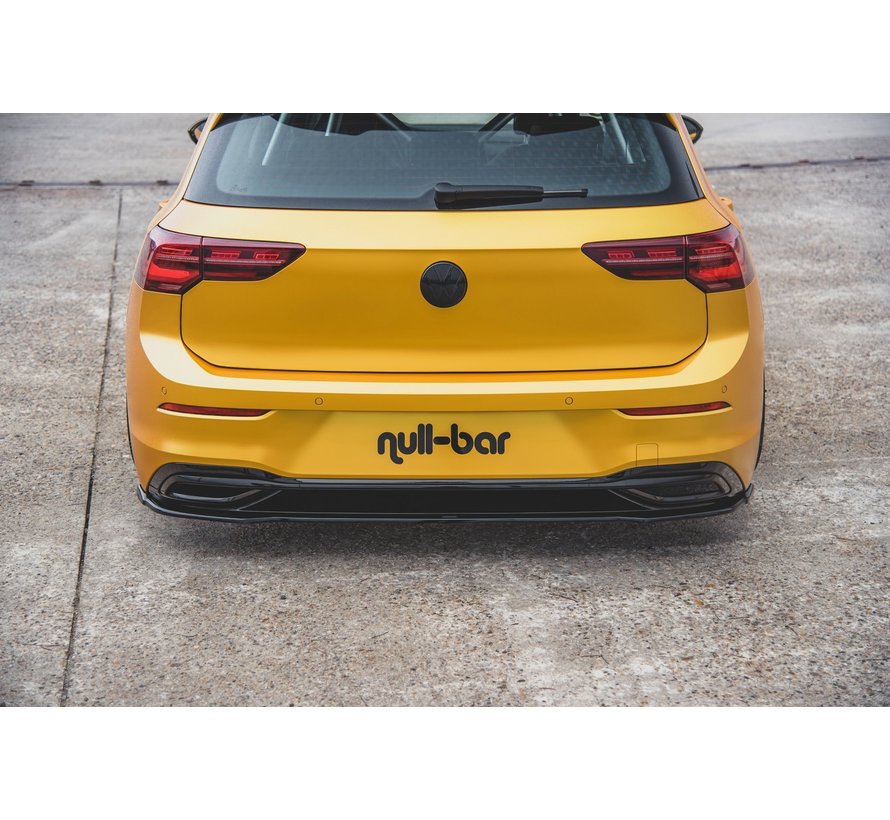 Maxton Design CENTRAL REAR DIFFUSER VW Golf 8