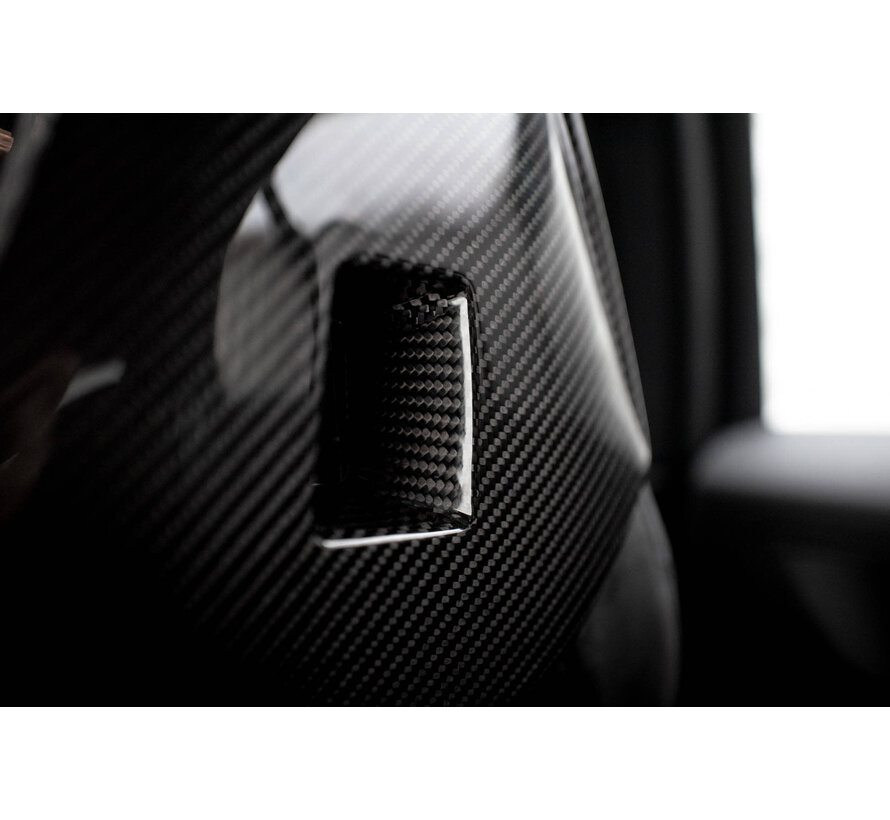 Maxton Design CARBON FIBER HEADRESTS BMW 1 F40 M135I