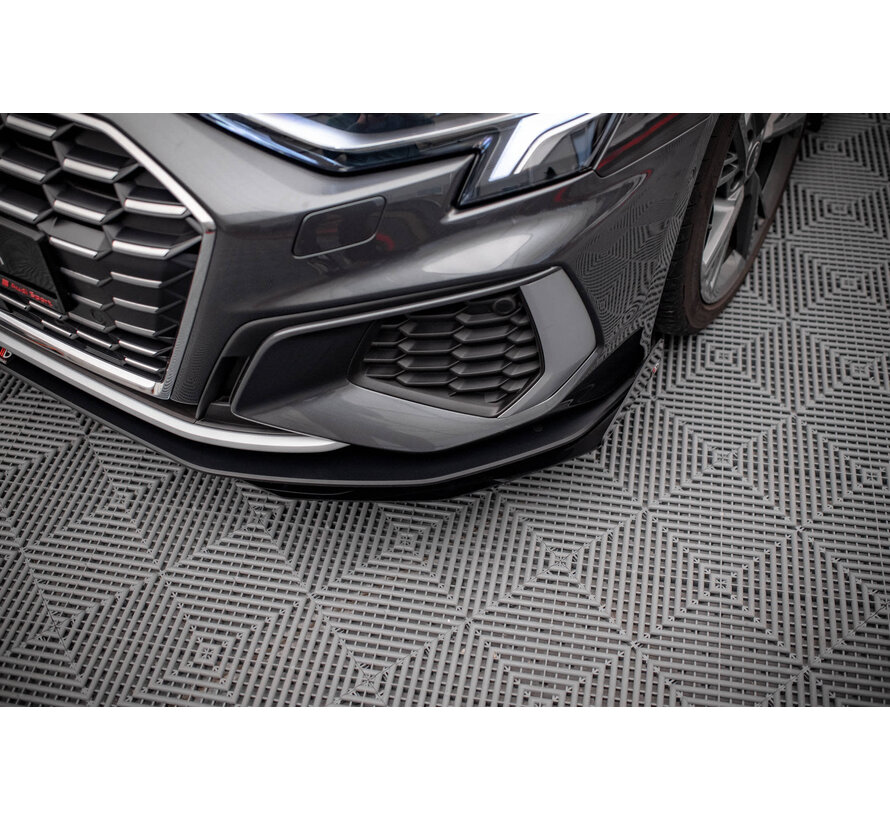 STREET PRO FRONT SPLITTER V.1 + FLAPS AUDI S3 / A3 S-LINE 8Y (uitverkoop)