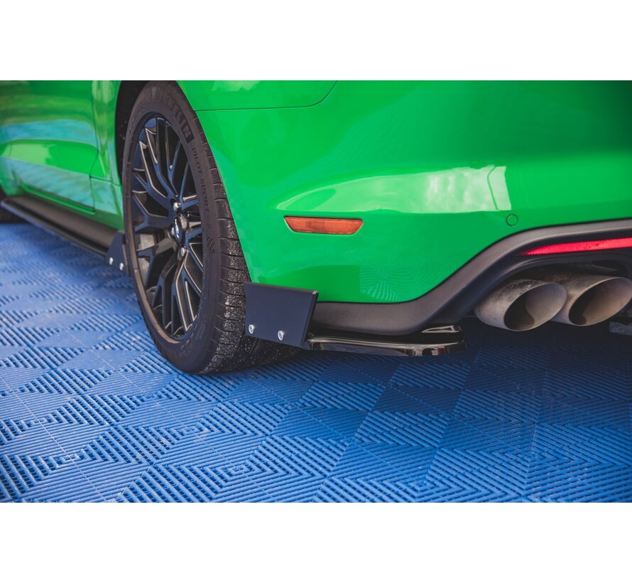 Maxton Design Rear Side Splitters V.1 + Flaps Ford Mustang GT Mk6 Facelift