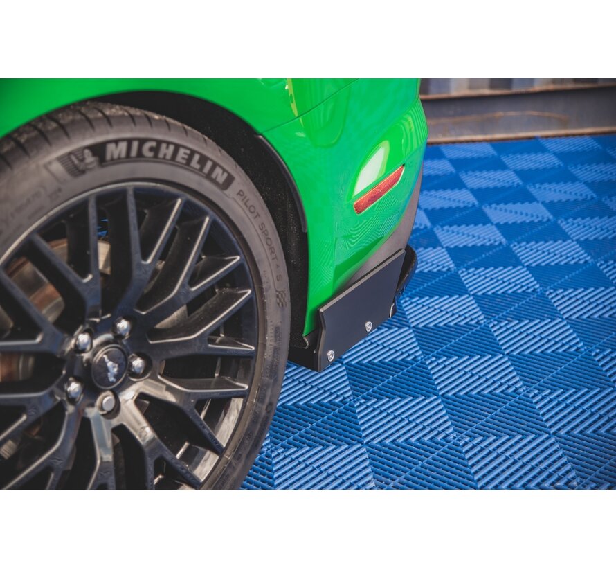 Maxton Design Rear Side Splitters V.1 + Flaps Ford Mustang GT Mk6 Facelift
