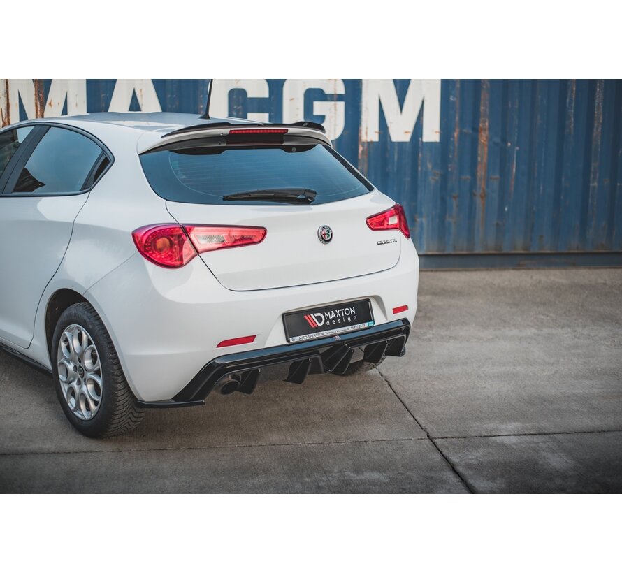 Maxton Design Spoiler Cap V.2 Alfa Romeo Giulietta