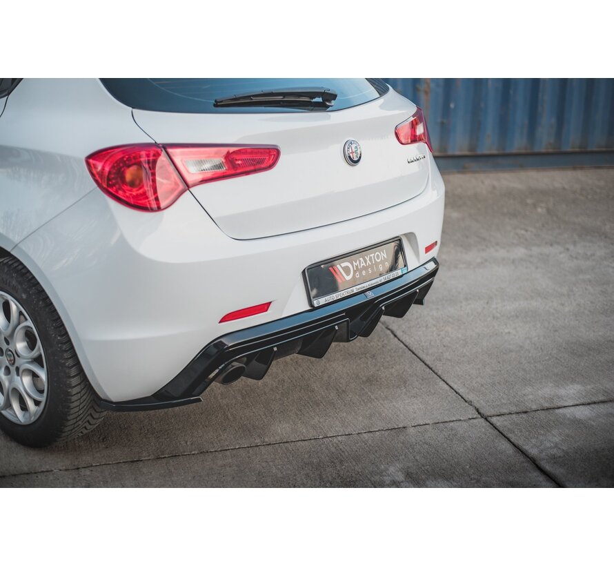 Maxton Design Rear Valance Alfa Romeo Giulietta Facelift (Single Exhaust Version)