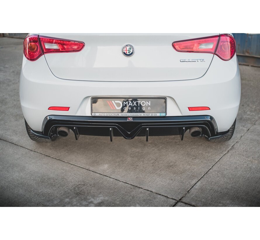 Maxton Design Rear Valance Alfa Romeo Giulietta Facelift (Exhaust On Both Sides Version)
