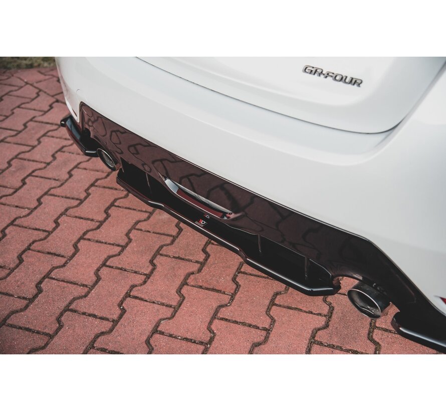 Maxton Design Central Rear Splitter Toyota GR Yaris Mk4