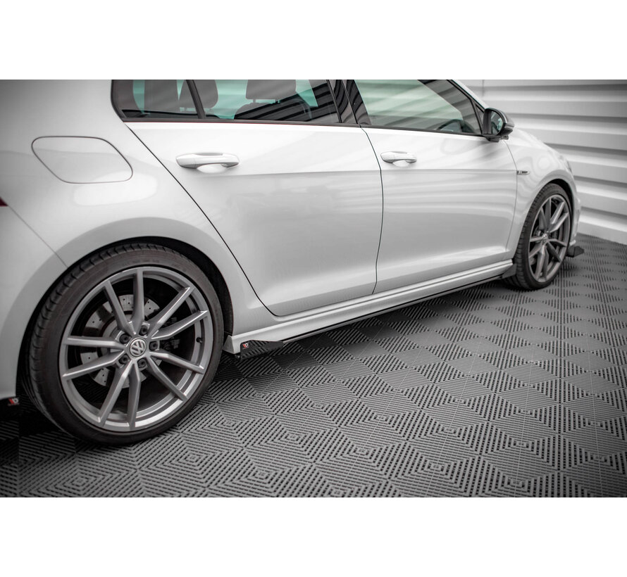 Maxton Design Street Pro Side Skirts Diffusers + Flaps Volkswagen Golf R Mk7