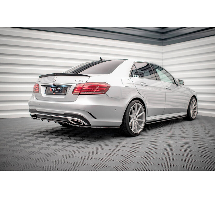 Maxton Design Central Rear Splitter (with vertical bars) Mercedes-Benz E AMG-Line Sedan W212 Facelift