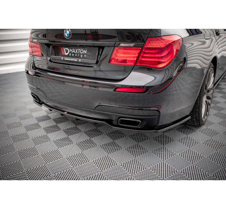 Maxton Design Central Rear Splitter (with vertical bars) BMW 7 M-Pack F01