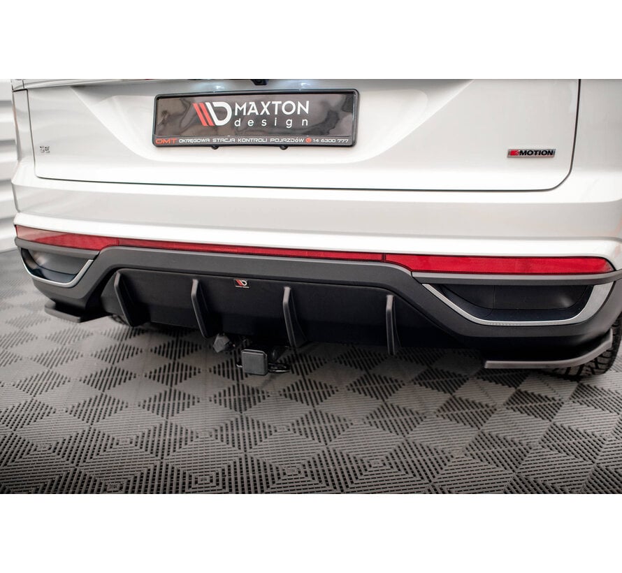 Maxton Design Rear Valance Volkswagen Atlas Cross Sport