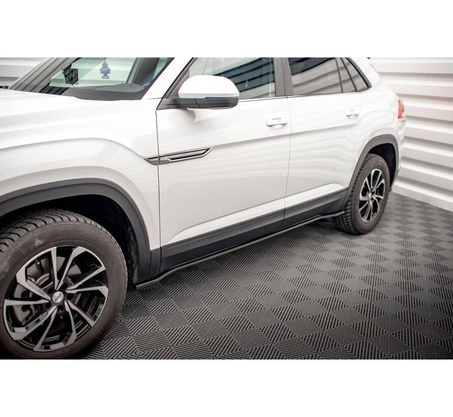 Maxton Design Side Skirts Diffusers Volkswagen Atlas Cross Sport