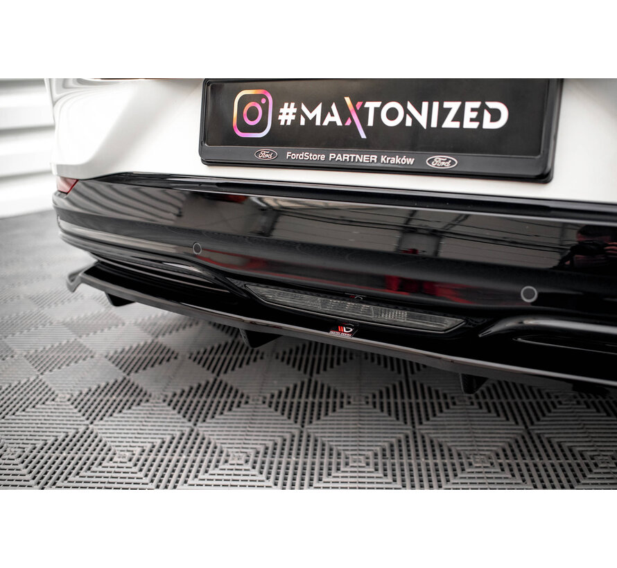 Maxton Design Central Rear Splitter (with vertical bars) Ford Mustang Mach-E Mk1