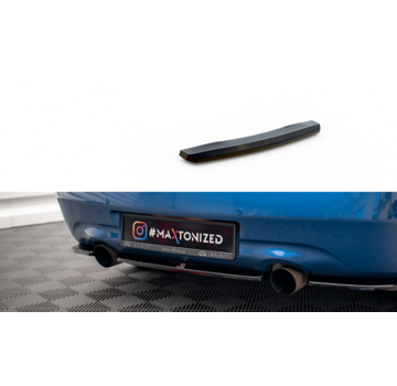 Maxton Design Maxton Design Central Rear Splitter for Infiniti G37 Coupe