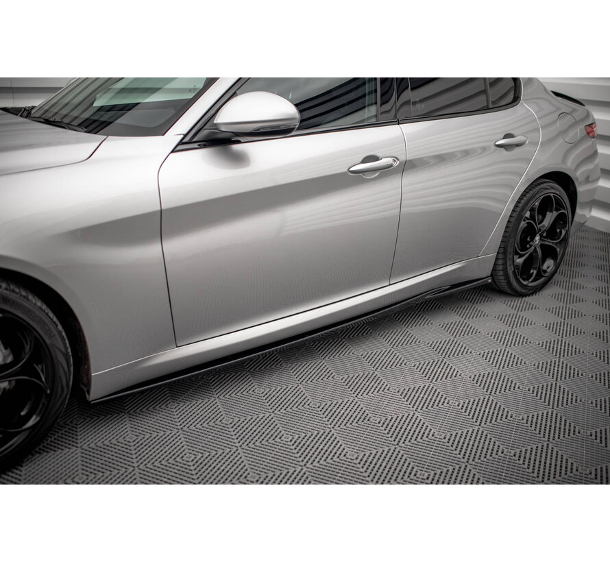 Maxton Design Side Skirts Diffusers Alfa Romeo Giulia Sport