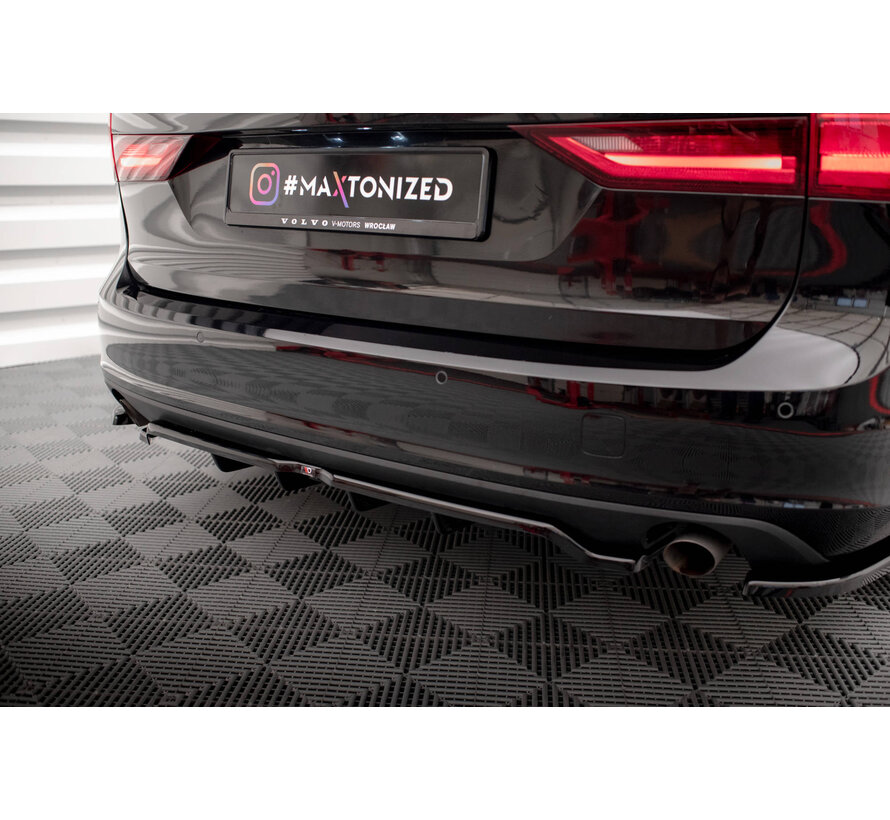 Maxton Design Central Rear Splitter (with vertical bars) V.2 Volvo V90 Mk2