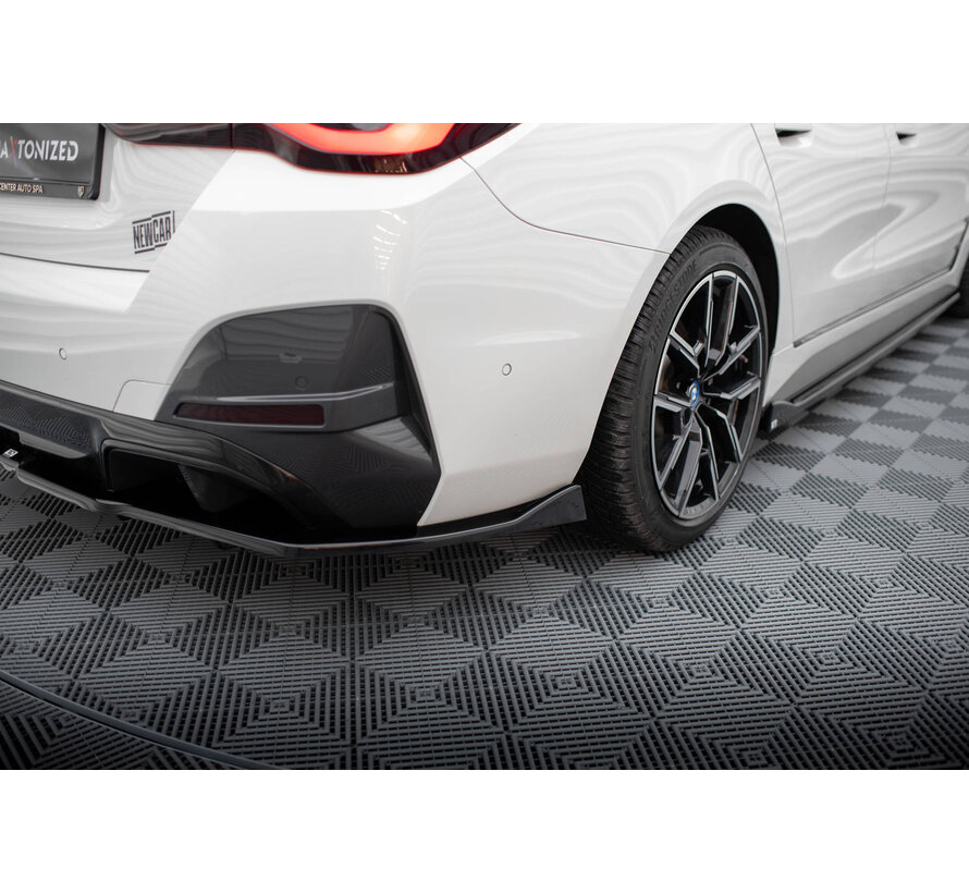 Maxton Design Central Rear Splitter (with vertical bars) V.2 BMW i4 M-Pack G26