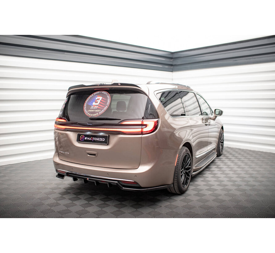 Maxton Design Spoiler Cap Chrysler Pacifica Mk2