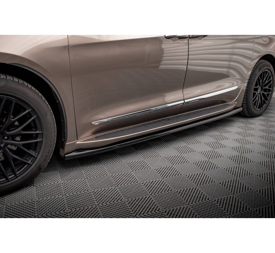 Maxton Design Side Skirts Diffusers Chrysler Pacifica Mk2