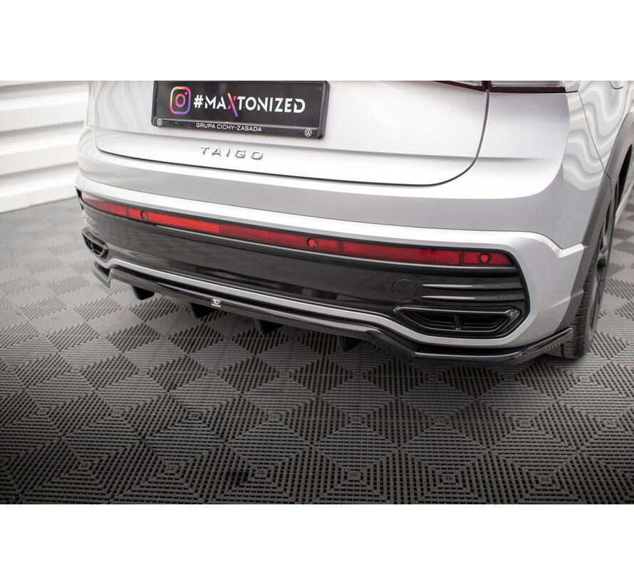 Maxton Design Central Rear Splitter (with vertical bars) Volkswagen Taigo R-Line Mk1