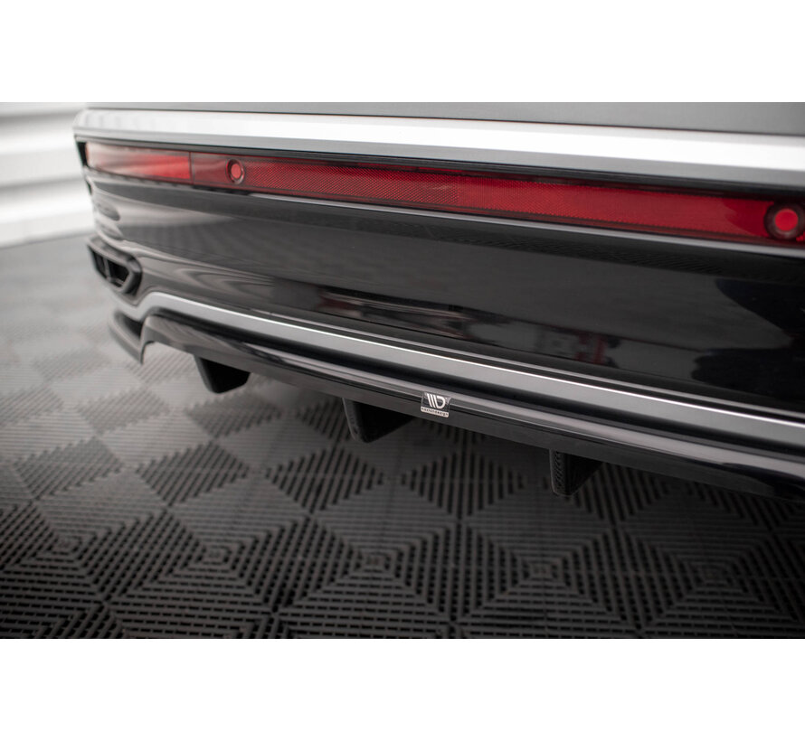 Maxton Design Central Rear Splitter (with vertical bars) Volkswagen Taigo R-Line Mk1