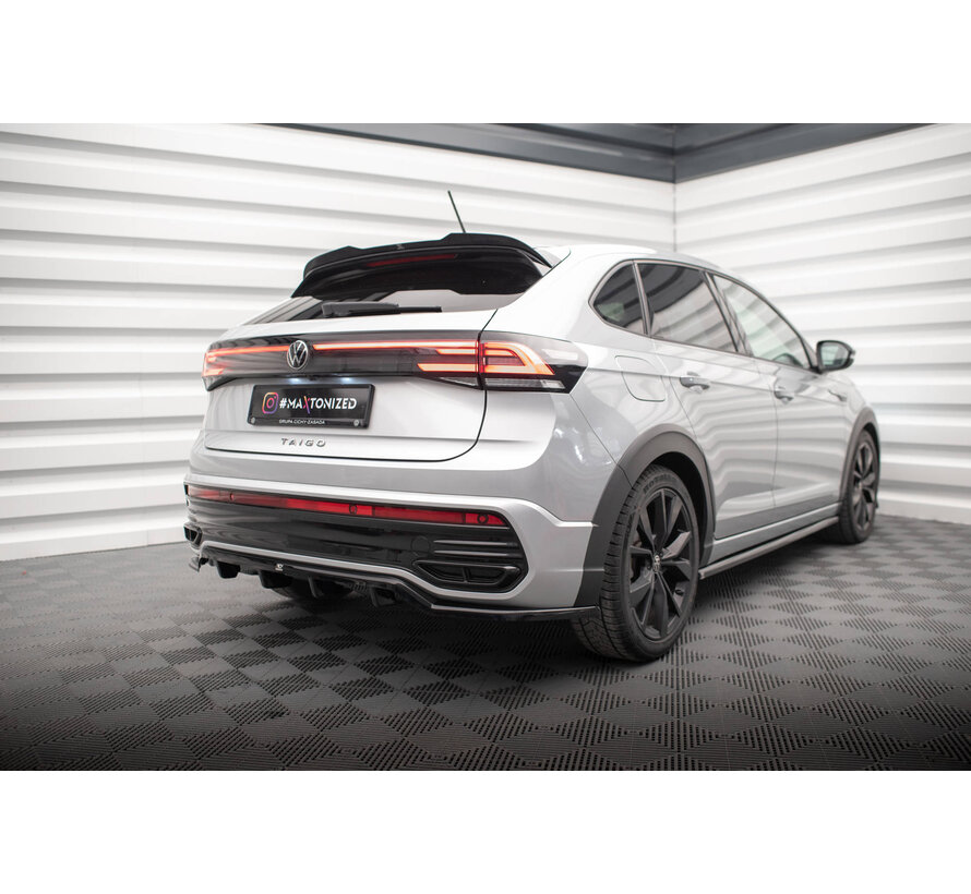 Maxton Design Central Rear Splitter (with vertical bars) Volkswagen Taigo R-Line Mk1