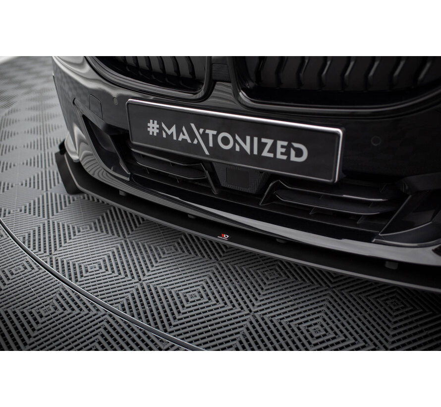 Maxton Design Street Pro Front Splitter + Flaps BMW 2 Coupe G42