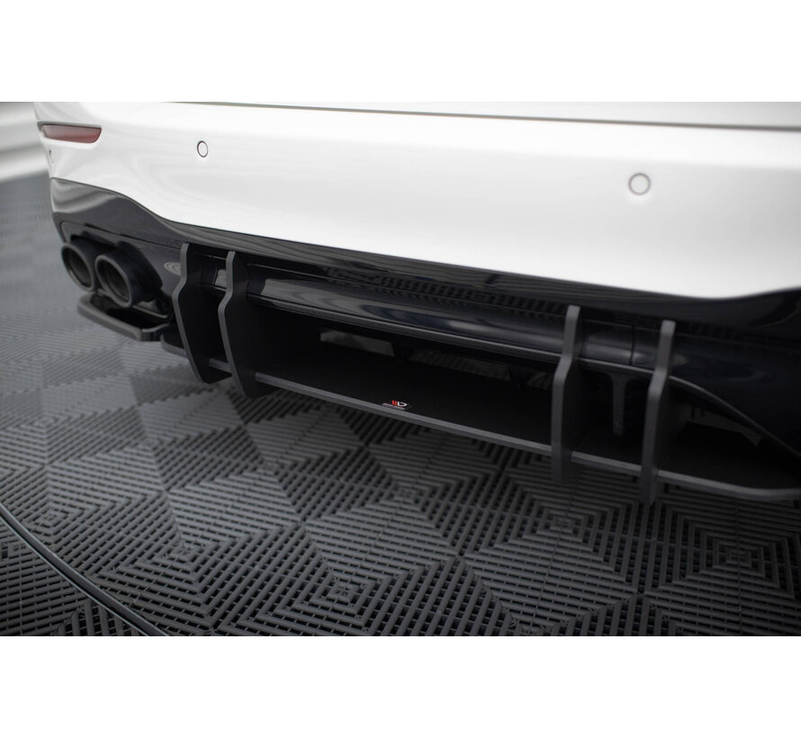 Maxton Design Street Pro Rear Diffuser Mercedes-AMG C 43 W206