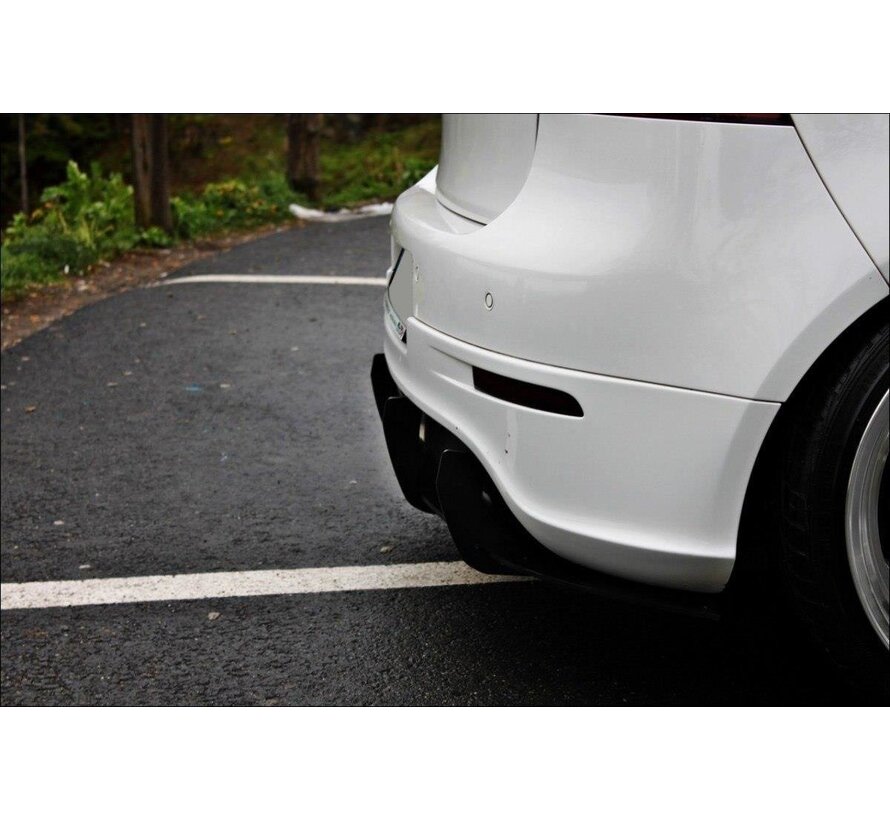 Maxton Design VW GOLF V R32 REAR DIFFUSER