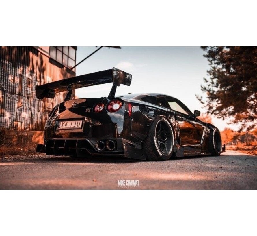 Maxton Design NISSAN GTR MK4 WIDE BODY