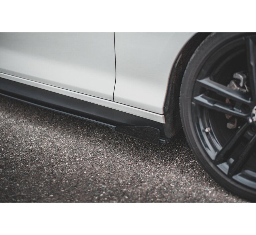 Maxton Design Side Flaps for passend voor BMW 1 F20 M135i / M140i / M-Pack