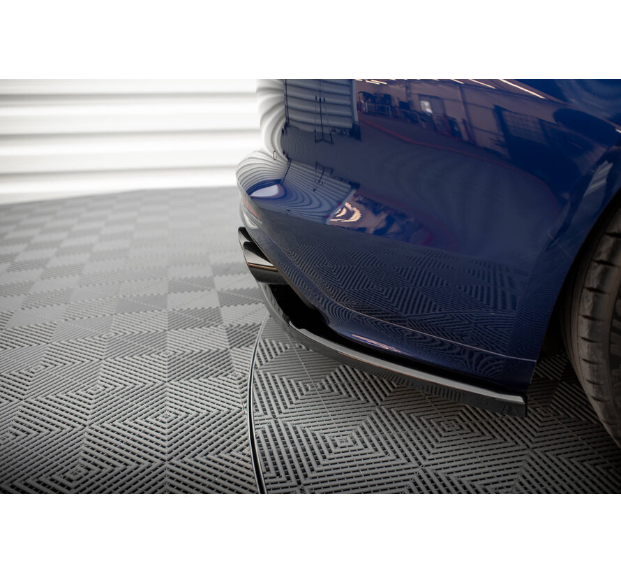 Maxton Design Central Rear Splitter (with vertical bars) Porsche Panamera E-Hybrid 971 Facelift