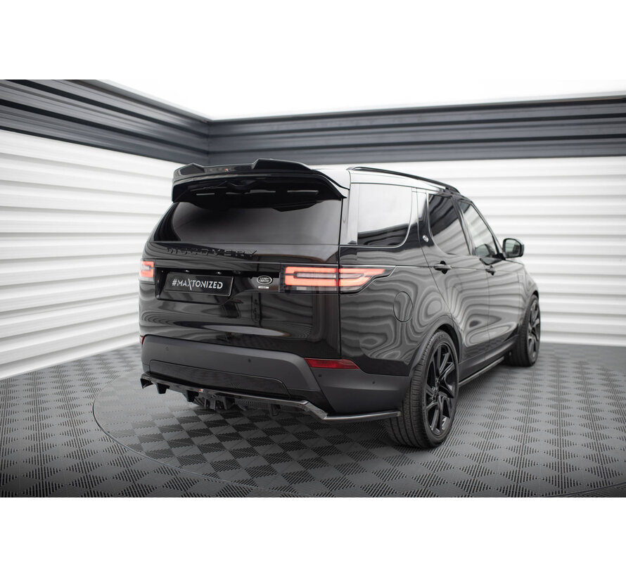 Maxton Design Central Rear Splitter (with vertical bars) Land Rover Discovery HSE Mk5