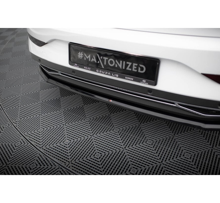 Maxton Design Central Rear Splitter Hyundai I30 Mk3 Facelift