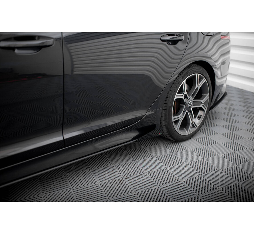 Maxton Design Side Flaps Kia Stinger GT / GT-Line Mk1