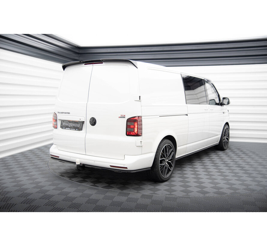 Maxton Design Central Rear Splitter Volkswagen T6 Long Facelift