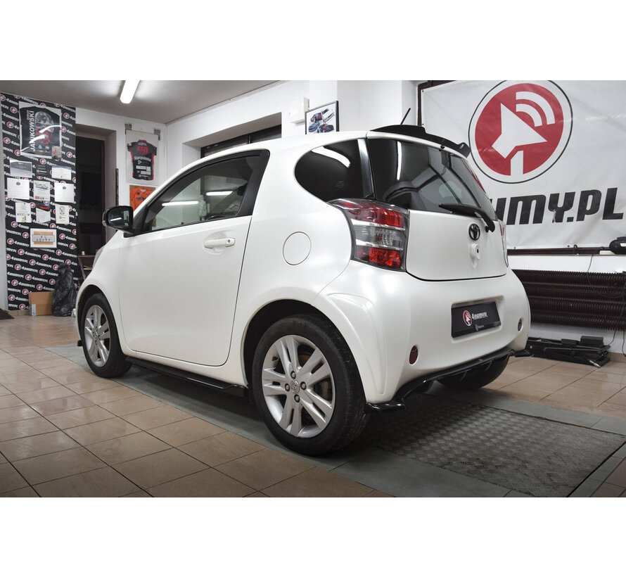 Maxton Design Central Rear Splitter (with vertical bars) Toyota IQ