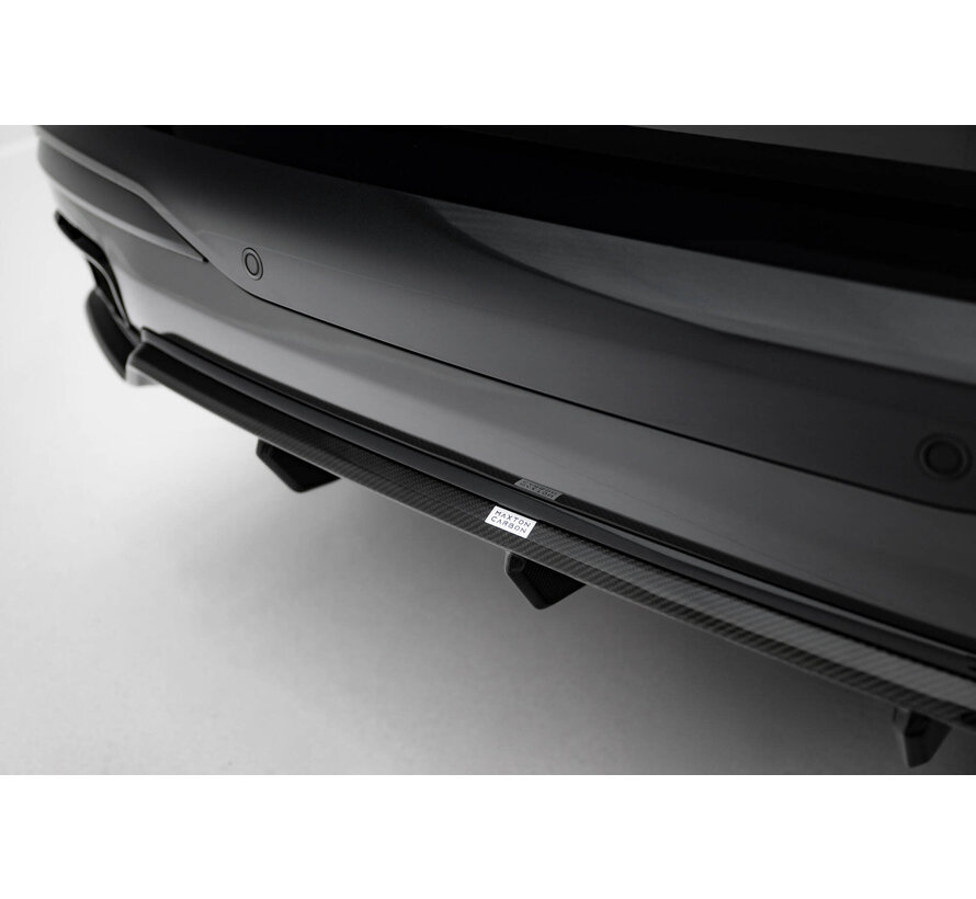Maxton Design Prepreg Carbon Fiber Rear Diffuser BMW X7 M-Pack G07 Facelift
