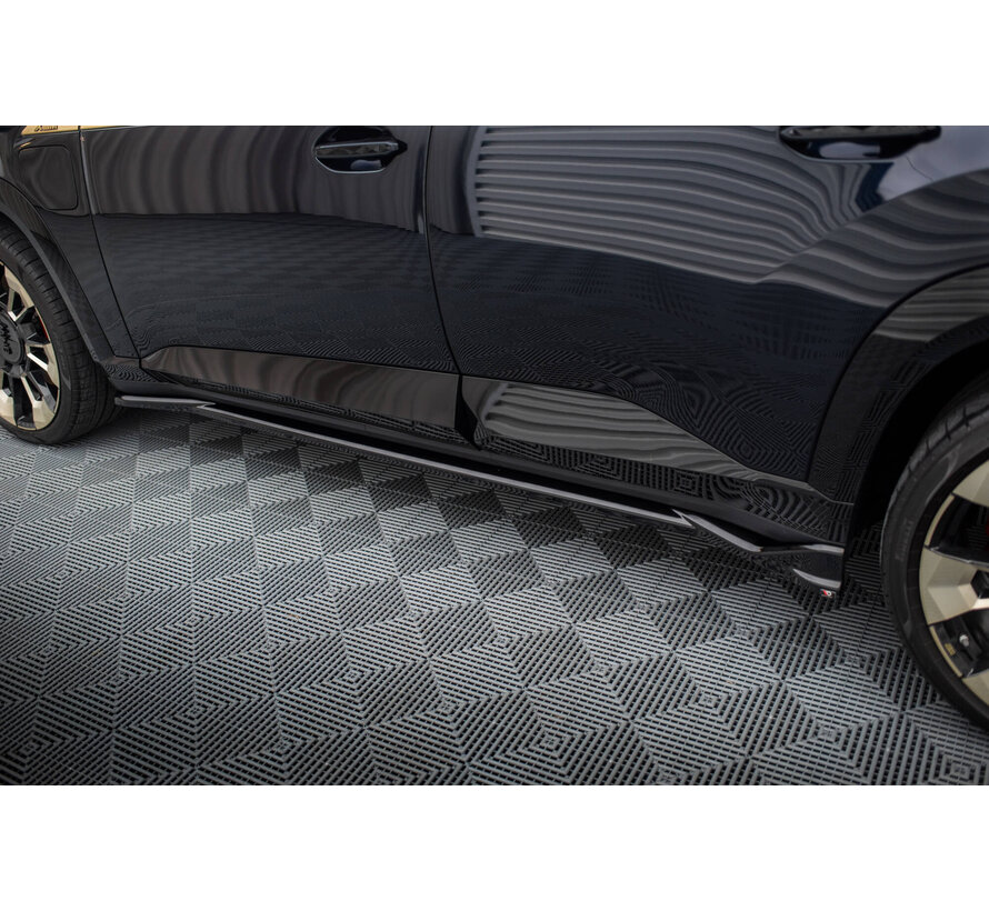 Maxton Design Side Skirts Diffusers BMW XM G09