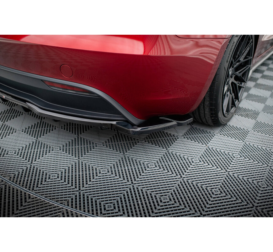 Maxton Design Rear Splitter (with vertical bars) V.1 Tesla Model 3 Project Highland(Facelift)