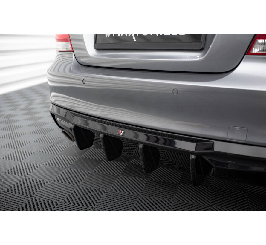 Maxton Design Rear Valance passend voor BMW 1 M-Pack E82