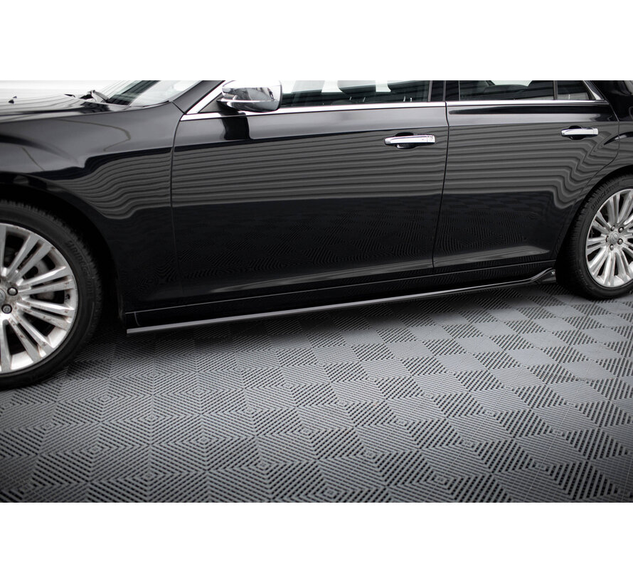 Maxton Design Set of Splitters Chrysler 300 Mk2