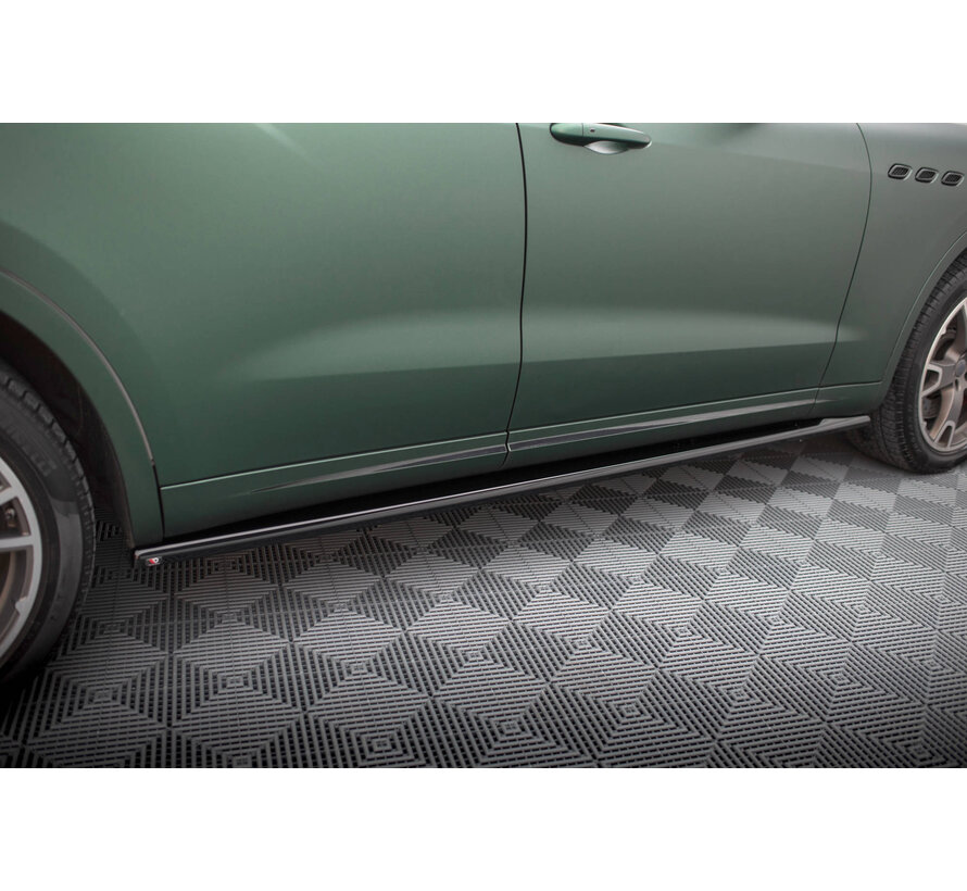 Maxton Design Set of Splitters Maserati Levante Mk1