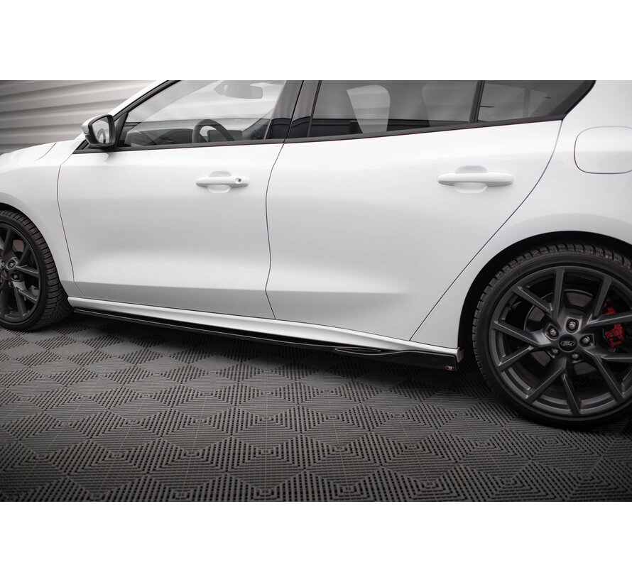 Maxton Design Side Skirts Diffusers V.4 Ford Focus ST / ST-Line Mk4 Facelift