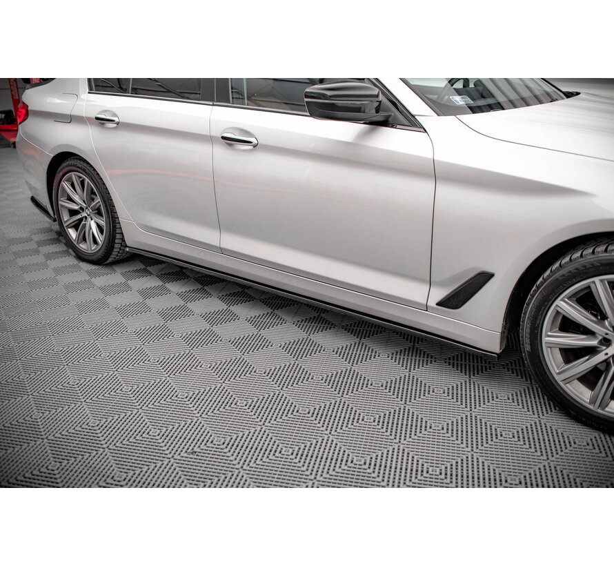 Maxton Design Set of Splitters BMW 5 Sedan G30