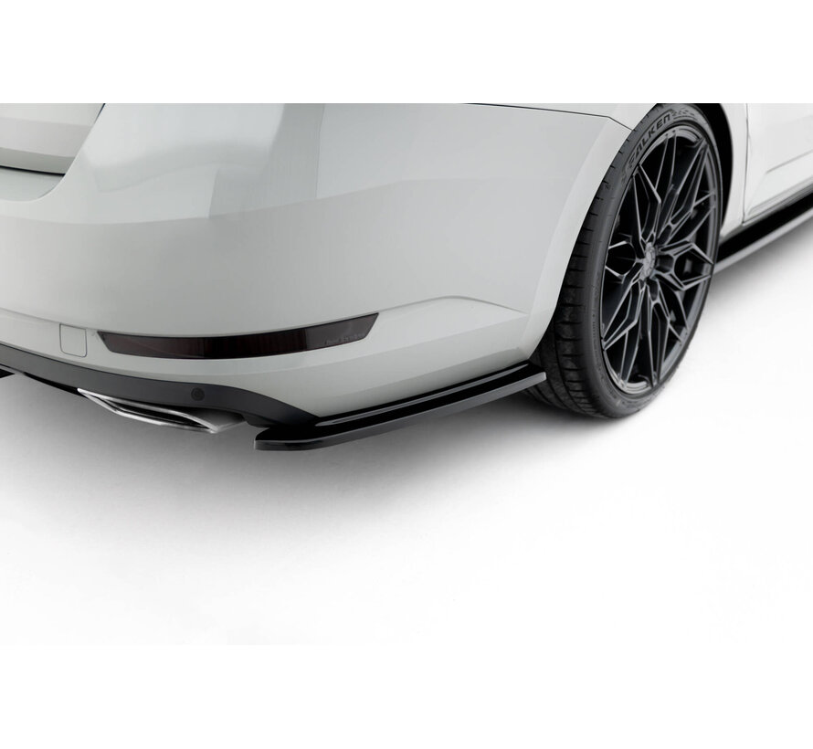 Maxton Design Set of Splitters V.1 Skoda Superb Liftback Mk3