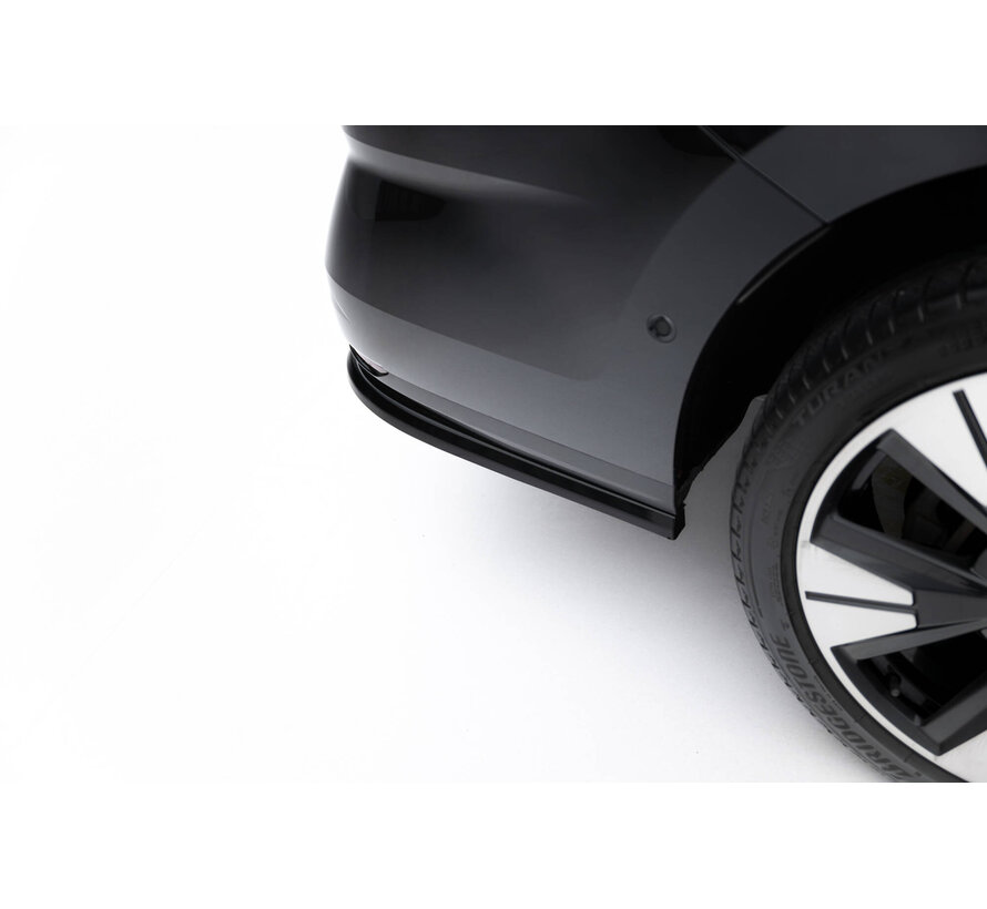 Maxton Design Rear Splitter (with vertical bars) Volkswagen Multivan Long T7